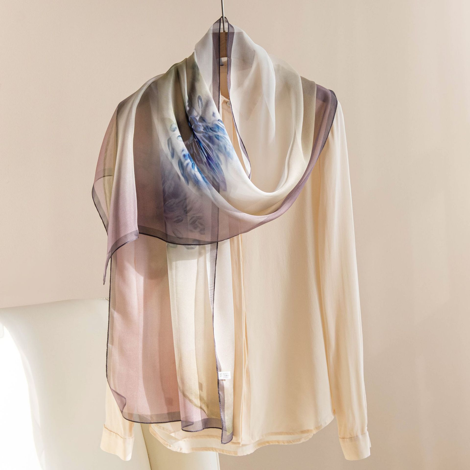 Pure soie longue écharpe haut de gamme sensation été mince imprimé châle femmes foulard en soie cadeau châles femmes luxe Bufandas De Seda Sj111