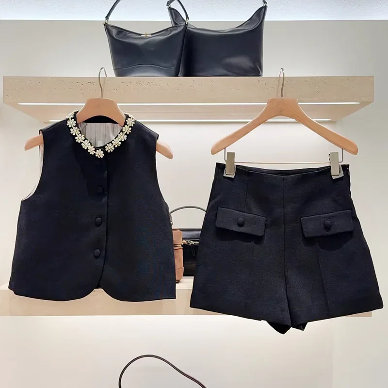 Haut élégant sans manches à col rond pour femme ou short simple, ensemble gilet et short noir à motif floral et diamanté