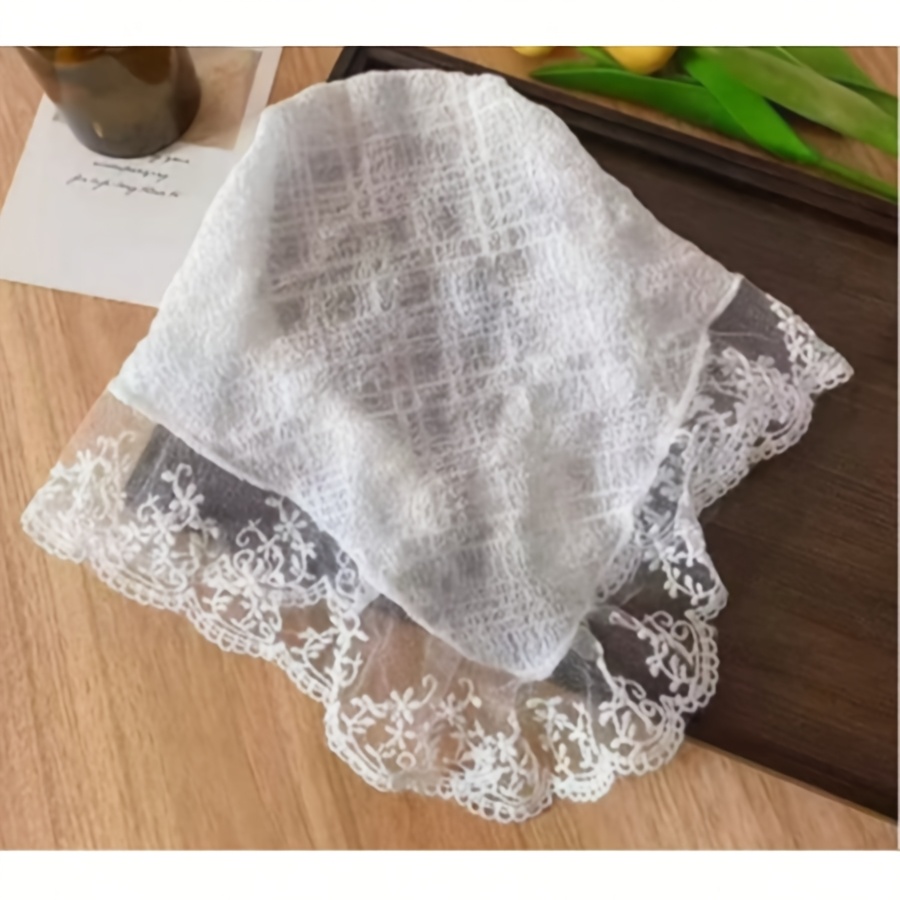 Lot de 2 foulards triangulaires en dentelle ajourée style Gentle Wind, deux options de couleur - Accessoire de cheveux rétro style campagnard