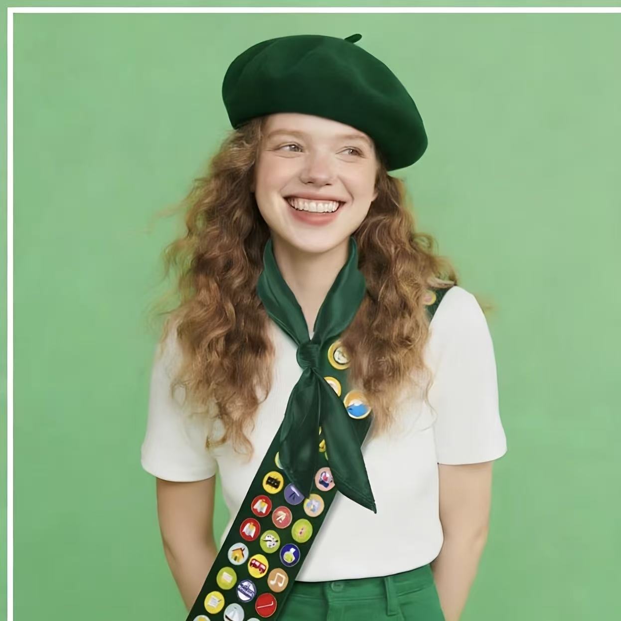 Ensemble de 5 pièces de costume de scout pour femme avec béret vert, écharpe, nœud papillon pour fête d'Halloween, déguisement militaire de soldat