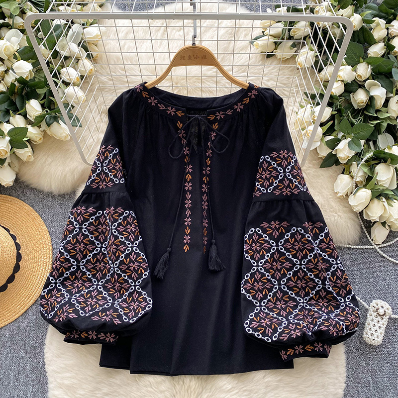 Chemisier vintage brodé floral pour femmes, manches lanternes, à lacets, ample, pour l'été 2026