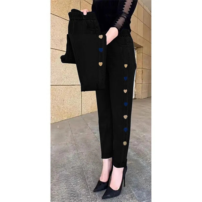 Jean femme d'âge moyen automne hiver taille extensible broderie Denim pantalon grande taille ample femme pantalon droit décontracté 5XL