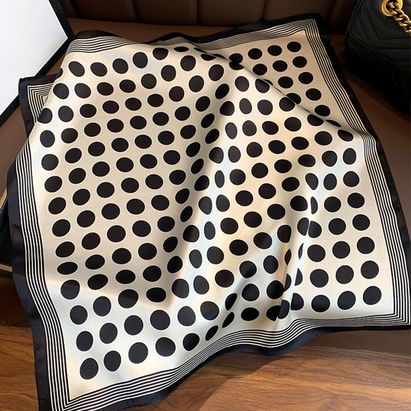 Écharpe triangulaire de luxe à pois pour femme 2026 – Foulard, bandeau pour cheveux, châle en satin doux, ruban pour la tête