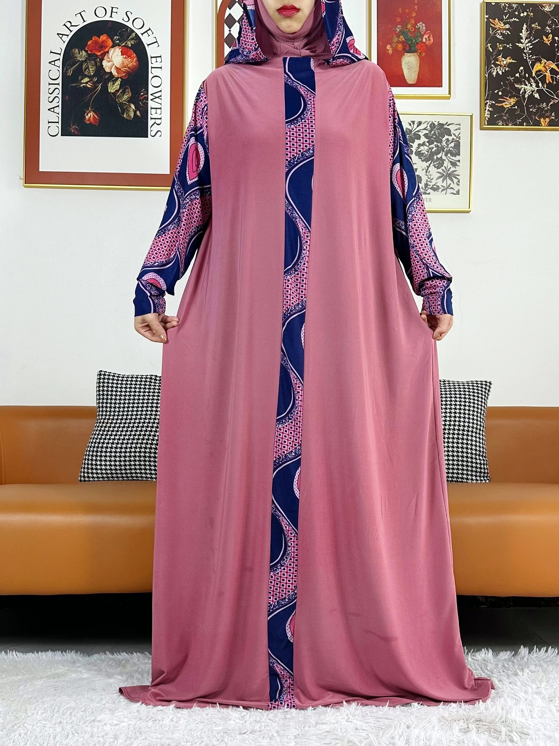 Abaya musulmane unie 2026 pour femme, tenue de prière du Ramadan avec chapeau intégré, robe ample florale, style Dubaï, Turquie, Moyen-Orient