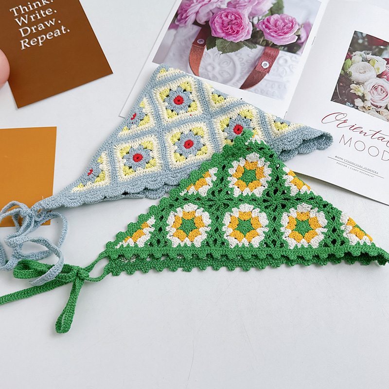 Nouveau foulard de cheveux triangulaire tricoté à la main rétro français pour les femmes printemps été voyage Photo polyvalent doux sangle foulard chapeau