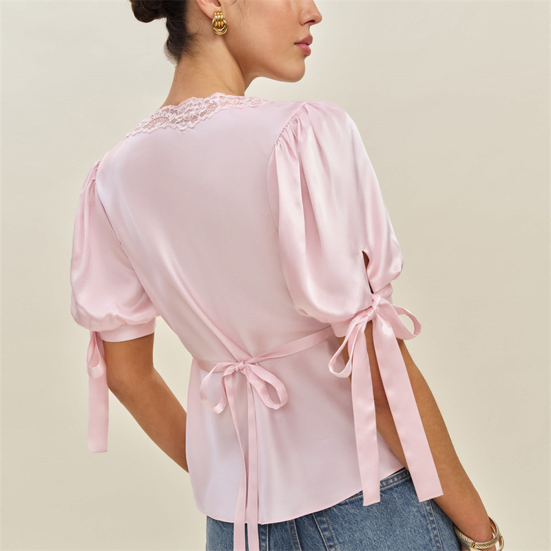 Chemisier d'été en Satin pour femmes, hauts en dentelle, Patchwork, manches courtes bouffantes, col en v, avec attaches en ruban réglables