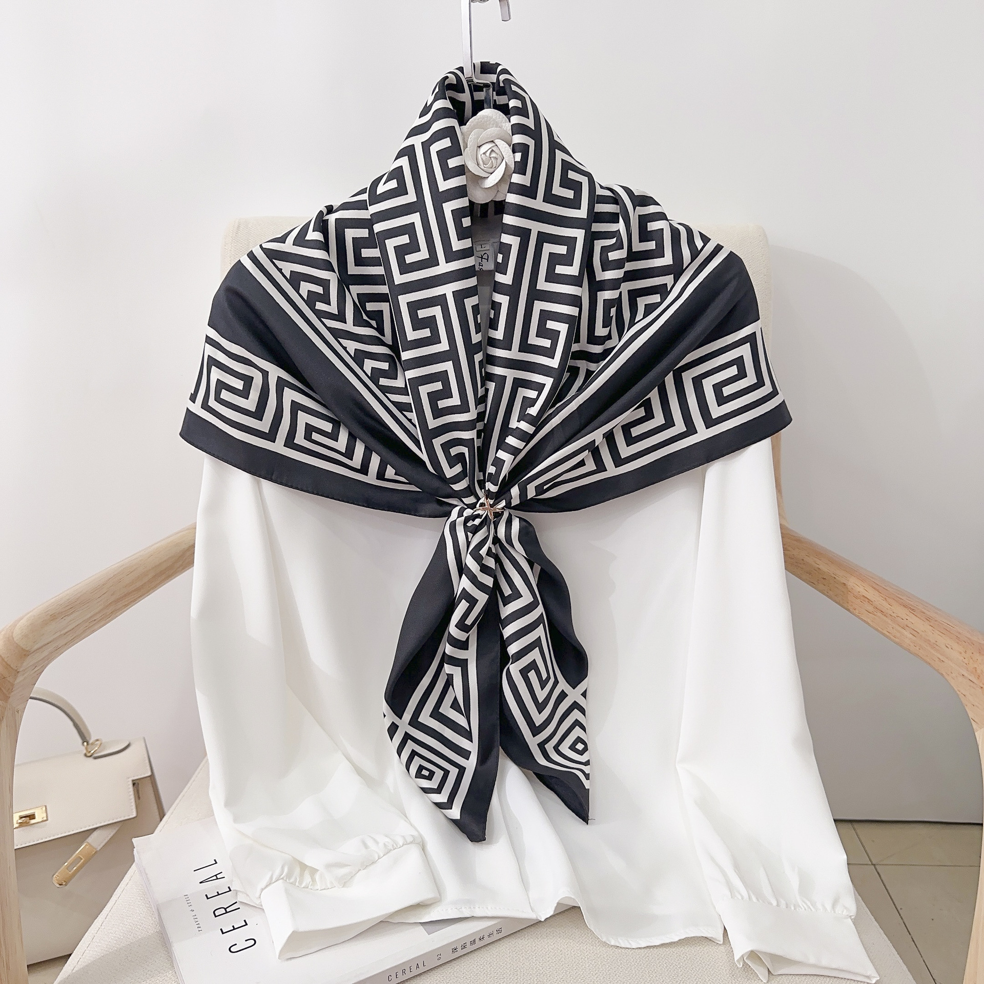 Châle carré en sergé imprimé pour femme, foulard de la présidence féminine, bandana pour les cheveux et les mains, écharpes de tête, hijab, protection solaire, 90cm