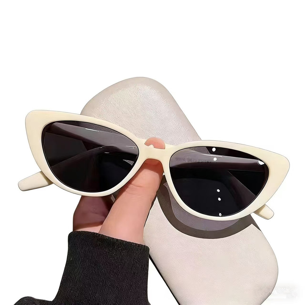Lunettes de soleil ovales tendance pour femme avec monture métallique – Style esthétique et neutre pour un look estival élégant