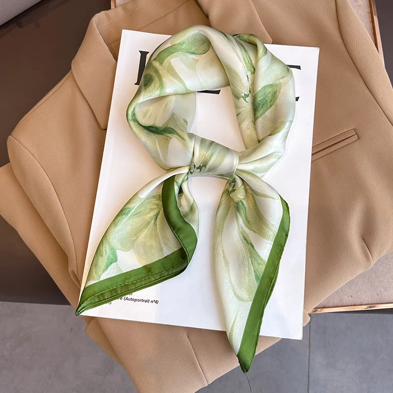 Écharpe carrée à imprimé floral vert pour femme, foulard en satin doux, bandeau femme, bandeau de sauna, hijab, décoration de mode, 70x70cm
