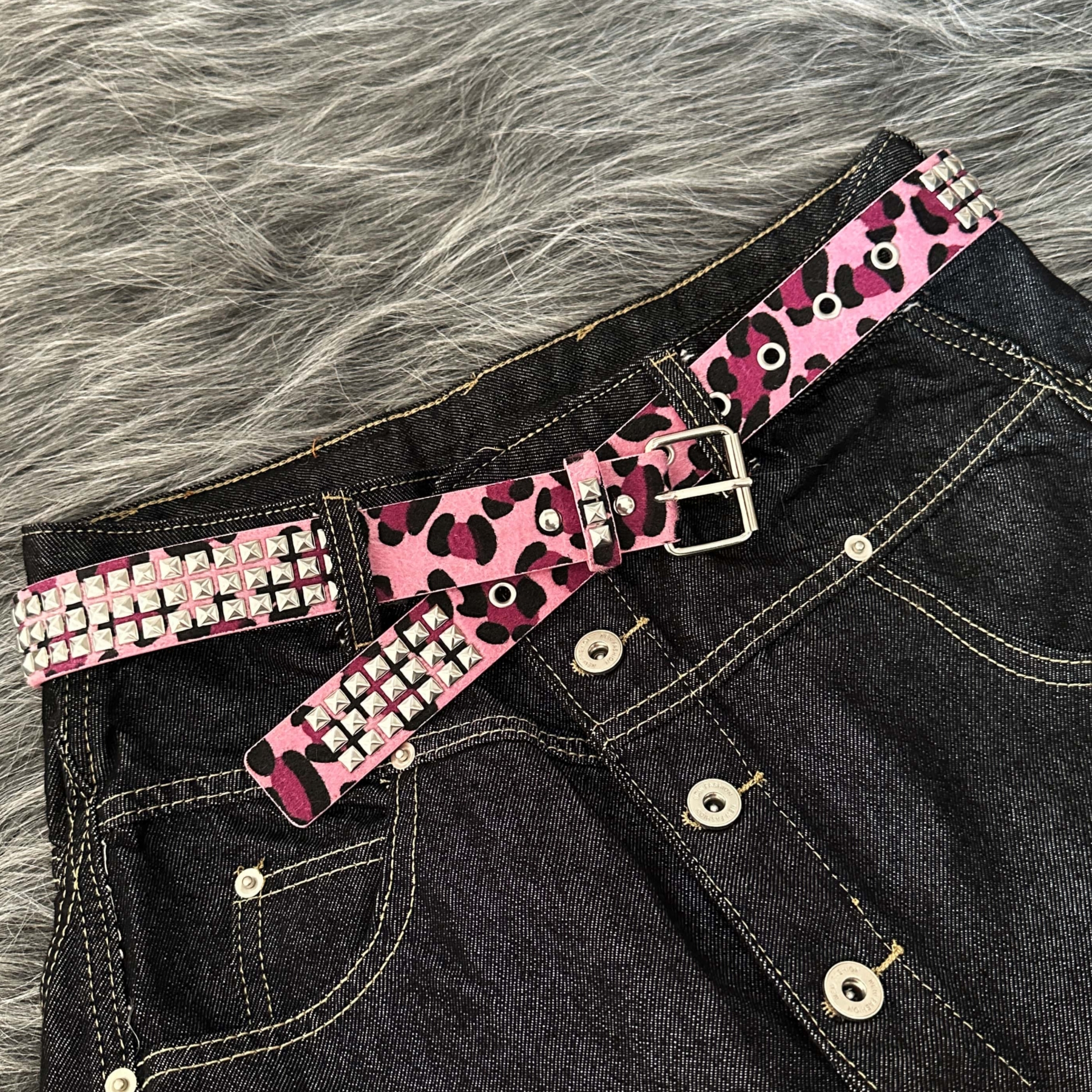 Ceinture à rivets imprimée léopard rose, style vintage Y2K, design haut de gamme, accessoire de tenue tendance et polyvalent