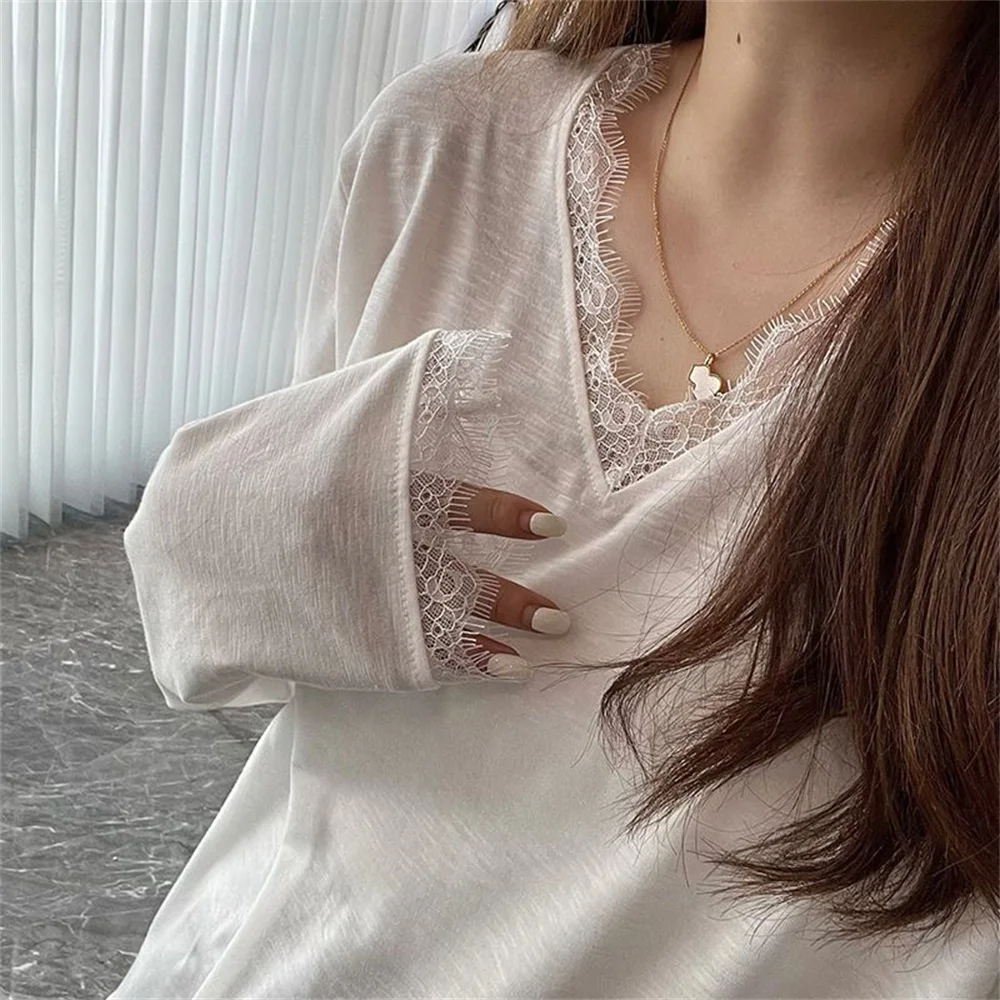 T-Shirt ample femme t-shirts noir blanc automne doux T-Shirt surdimensionné femmes t-shirts à manches longues col en v Sexy dentelle chemise femmes haut