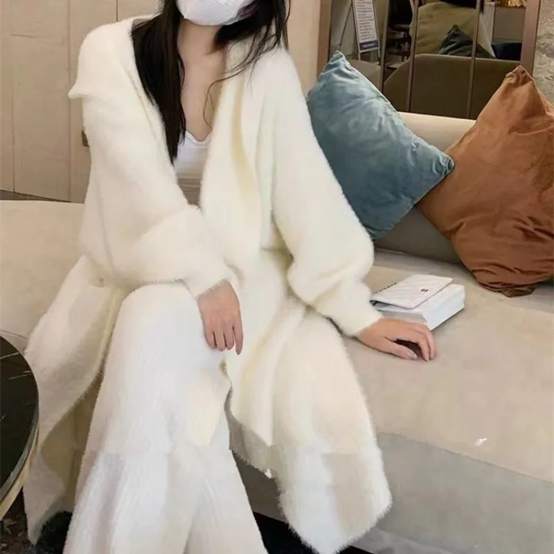 Cardigan Long blanc pour femmes, vêtements d'hiver tricotés, moelleux, manches longues, pull en cachemire, manteau, Style coréen, chaud, Vintage, nouvelle collection 2025