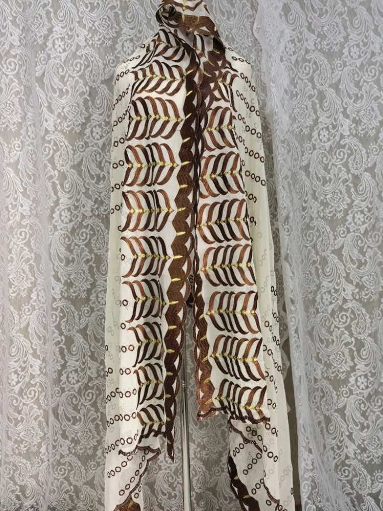 Écharpes en dentelle ethnique florale 2,2 m x 1,1 m, hijab en mousseline africaine coloré, nouveaux châles ethniques pour musulmanes, prix d'usine, vente en gros, pas cher