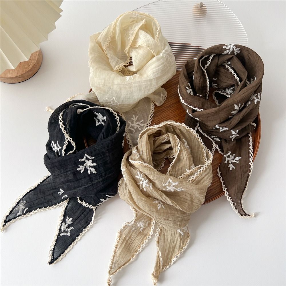 Foulard de tête style pastoral en dentelle florale, bandeau triangle doux en coton et lin, bandeau Y2K, bandana bohème pour femme