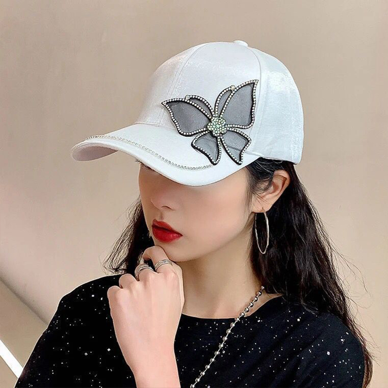 Casquette de Baseball pour femmes, strass papillon, Chic, mode féminine, chapeau à visière, soie brillante, Satin, queue de cheval, Bonnet, pare-soleil à Long bord
