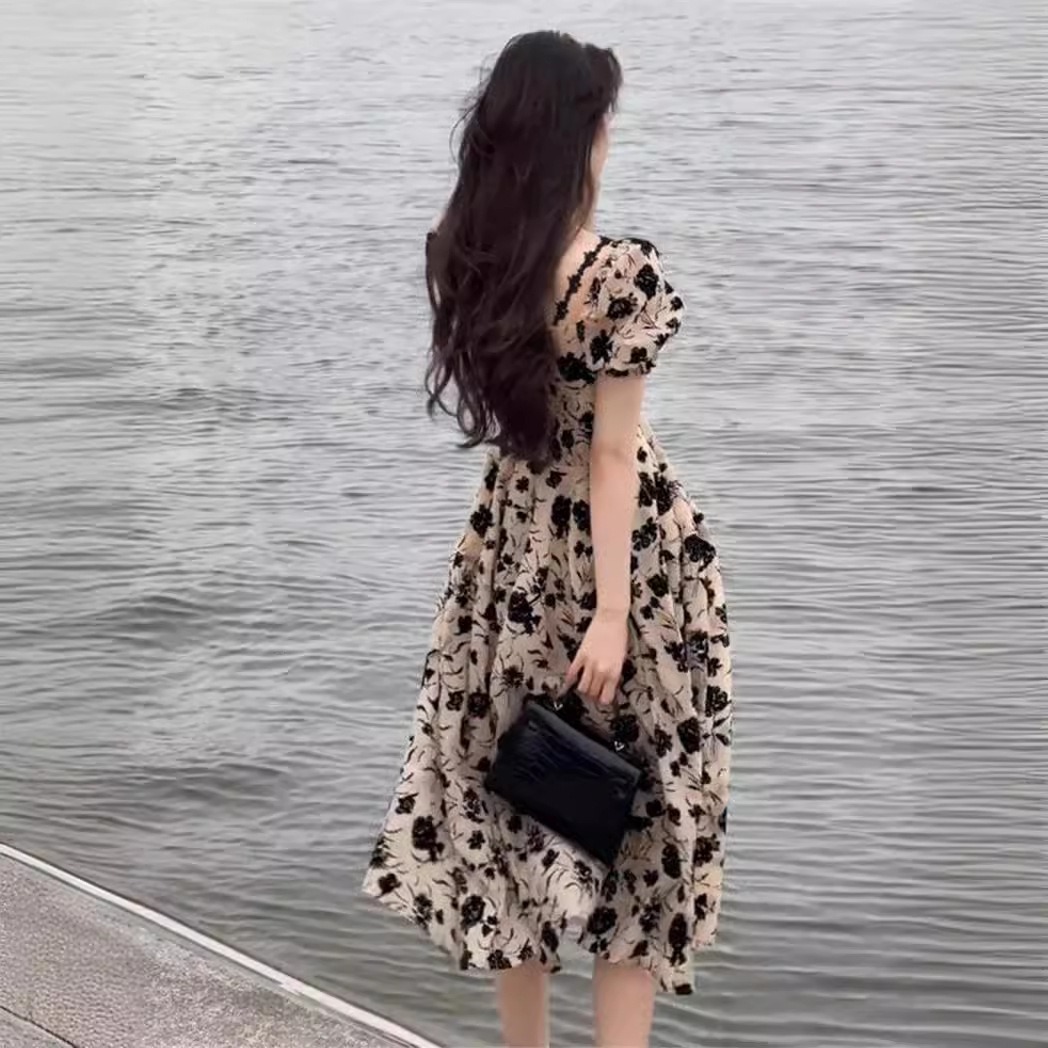 Robe Midi Florale Vintage pour Femmes, Taille Haute, Coupe Ajustée, Élégante, Design Unique, Luxe Chic, Robe Longue