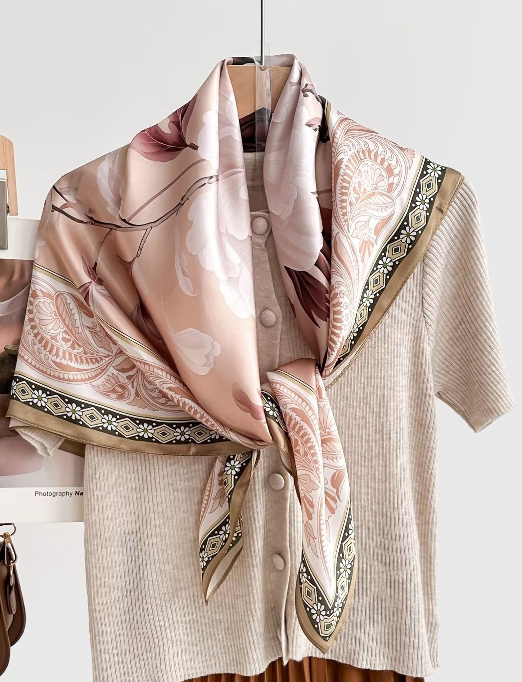 Écharpe carrée tendance pour femme en soie de mûrier 100% 90CM, foulard imprimé de haute qualité, bandana, châle, accessoires pour poignets