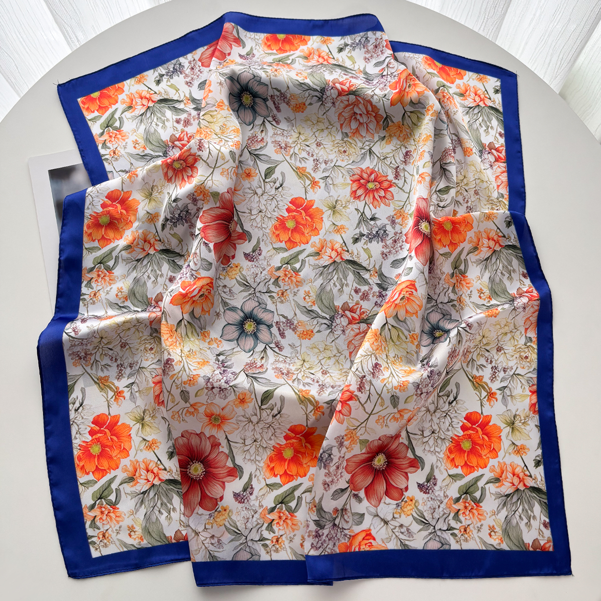 Foulard carré de luxe pour femmes, élégant, Hijab, mode, imprimé Floral, châle, tache douce, Imitation soie, Bandana