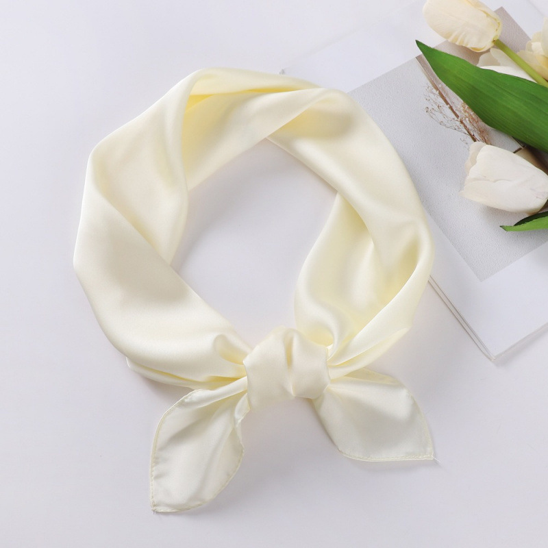 Foulard imprimé pour femme, hijab, bandana, mouchoir, écharpe en soie, châle carré de luxe pour femme, couvre-chef