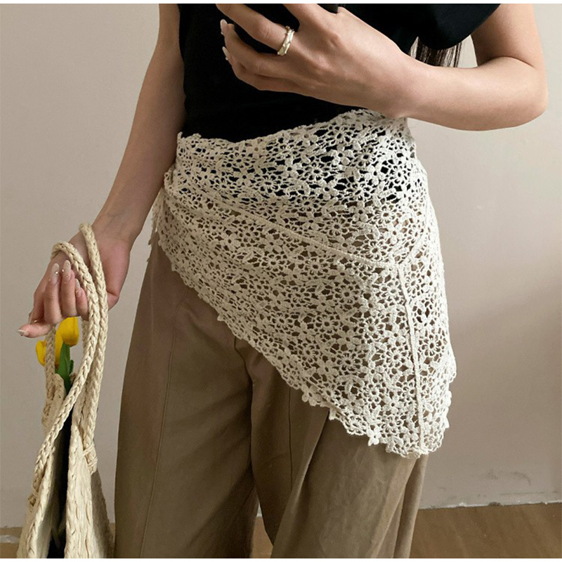 Bandana en dentelle florale pour femme, foulard de plage, de soirée ou formel, accessoire de cheveux polyvalent pour tenues bohèmes d'été et usage quotidien