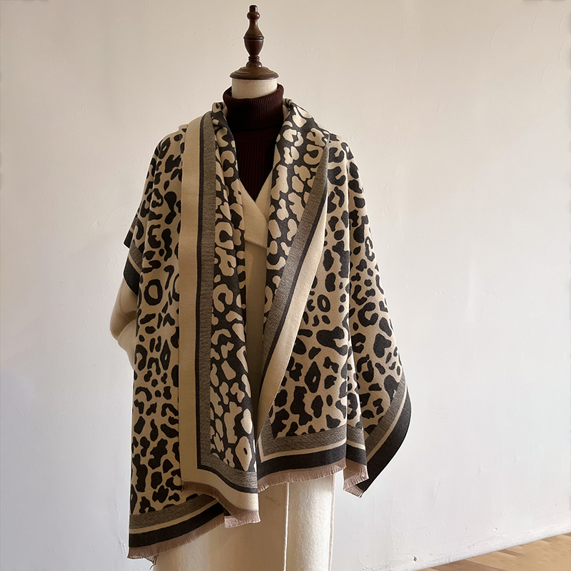 Foulard de luxe pour femmes, chaud, Vintage, imprimé léopard, Pashmina, nouvelle collection automne hiver 2024