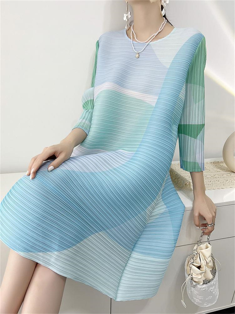 Robes de soirée pour femmes, nouvelle belle robe plissée imprimée, âge d'été, grande taille, mode, jupe longue ample de mi-année