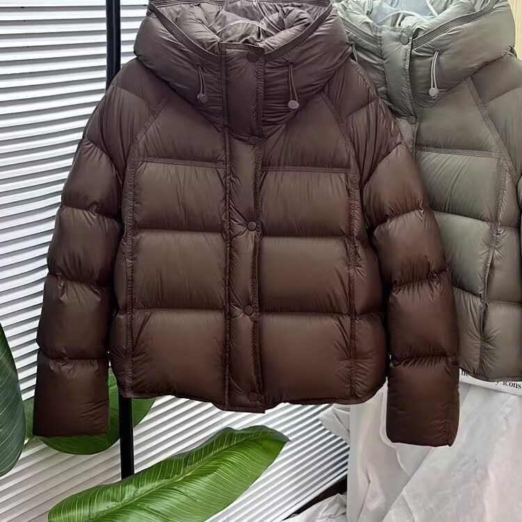 2025 nouvelles femmes coton rembourré veste hiver court à capuche lâche coton manteau coréen femmes Parkas manteau solide vêtements d'extérieur femmes bouffantes