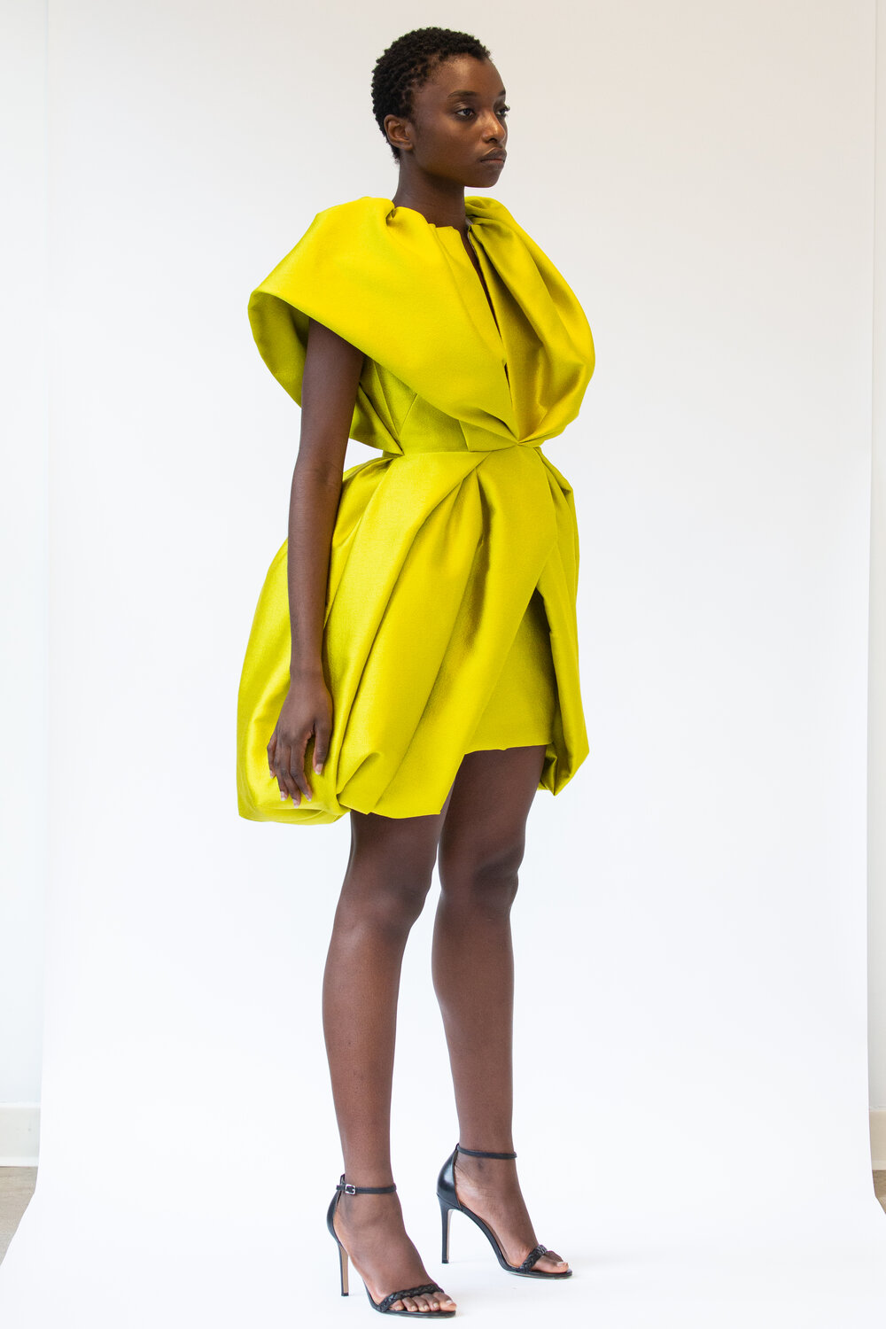 Robe Courte en Satin à Manches Courtes Bouffantes pour Femme, Mini Maxi Plissée, Tenue de ixd'Anniversaire, Nouvelle Couture