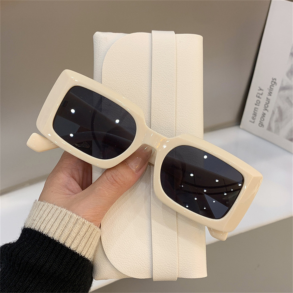 2025 nuances de couleur femmes petites lunettes de soleil noir à la mode lunettes carrées Vintage rétro vert lunettes femme unisexe lunettes en gros