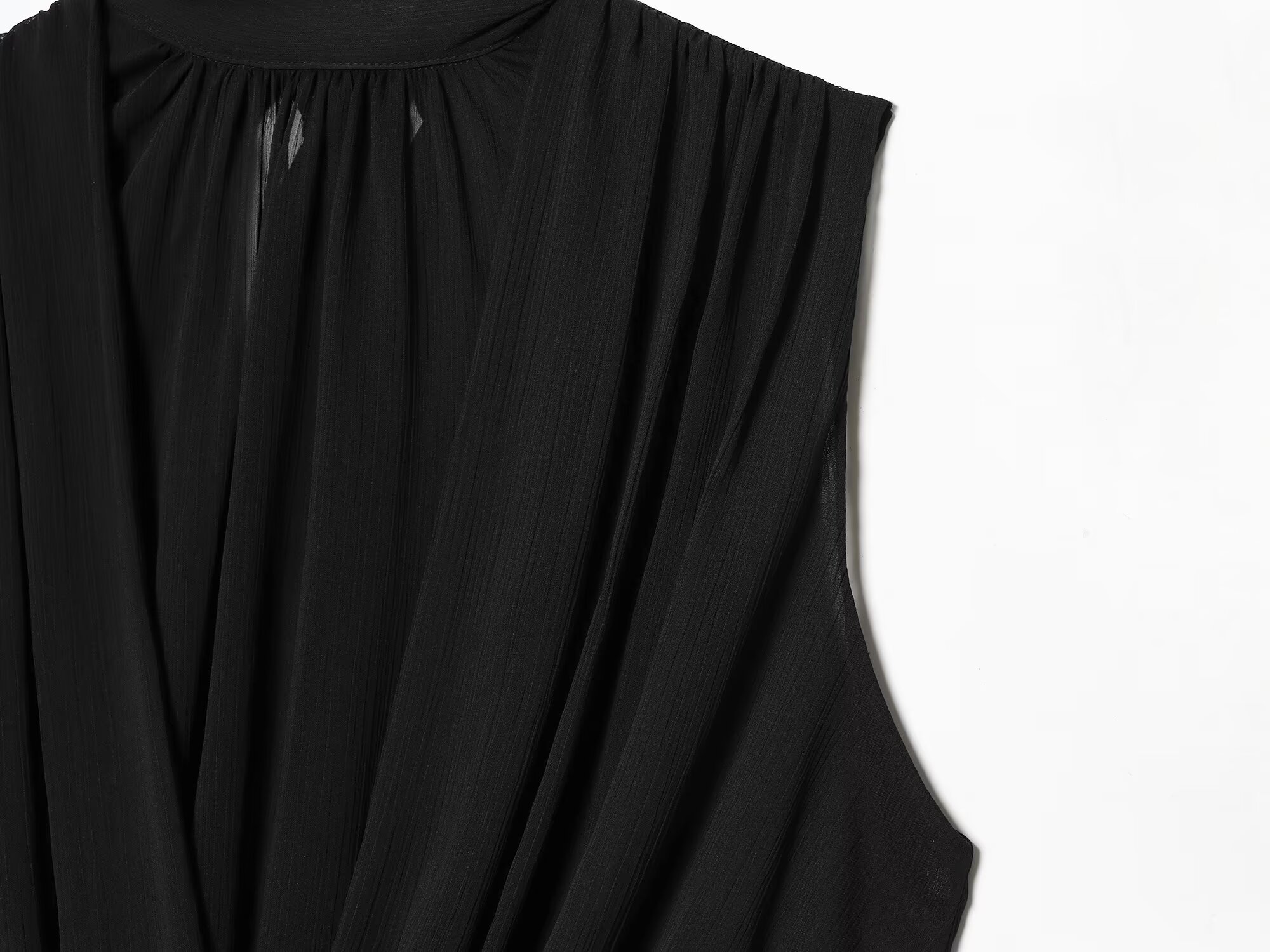 Hauts drapés noirs pour femmes, style ballon, col roulé sans manches, chic et tendance, pour l'été