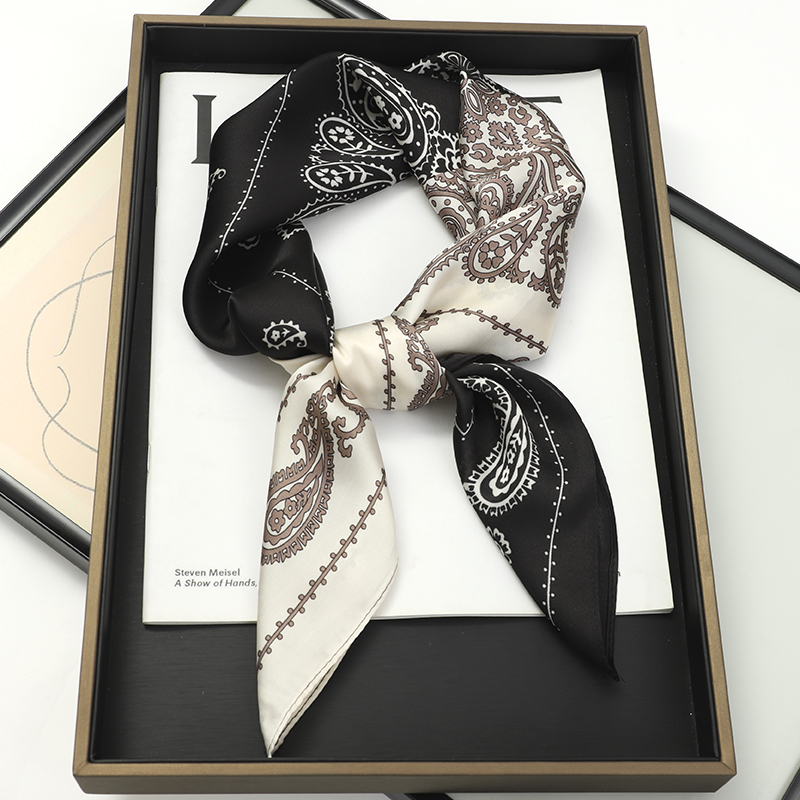 Foulard en soie pour femmes, petit Foulard carré en Satin imprimé, mouchoir, Bandana, cou, cheveux, cravate fine, châles, 70x70cm