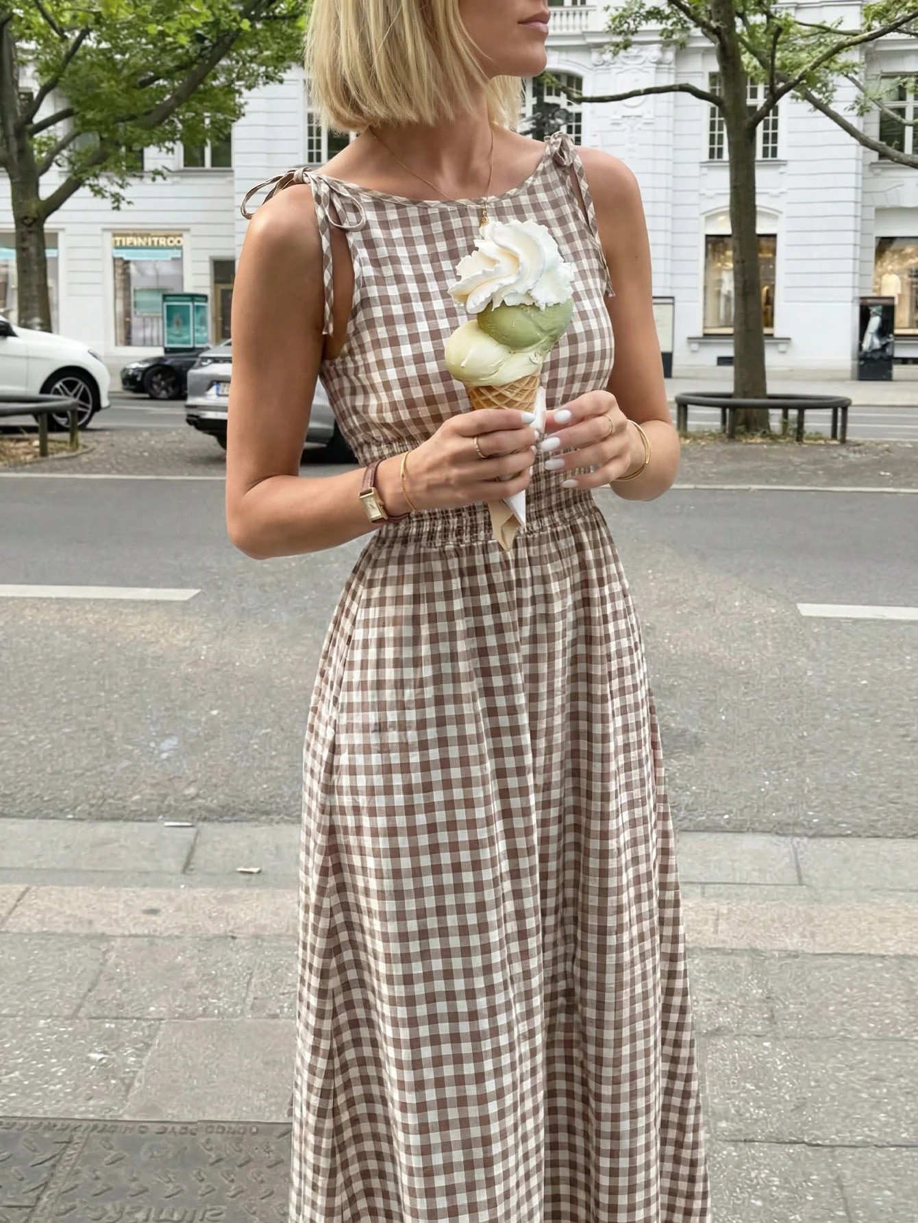 Robe élégante à carreaux pour femmes avec jupe à nœud papillon, robe midi classique à carreaux pour femmes
