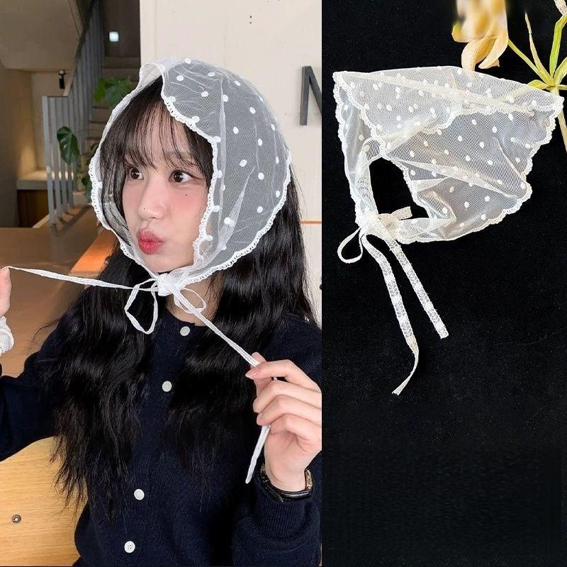 Foulard de tête en dentelle tendance pour femme, rétro, blanc, à motif floral, triangulaire, idéal pour les voyages et les photos, accessoire capillaire
