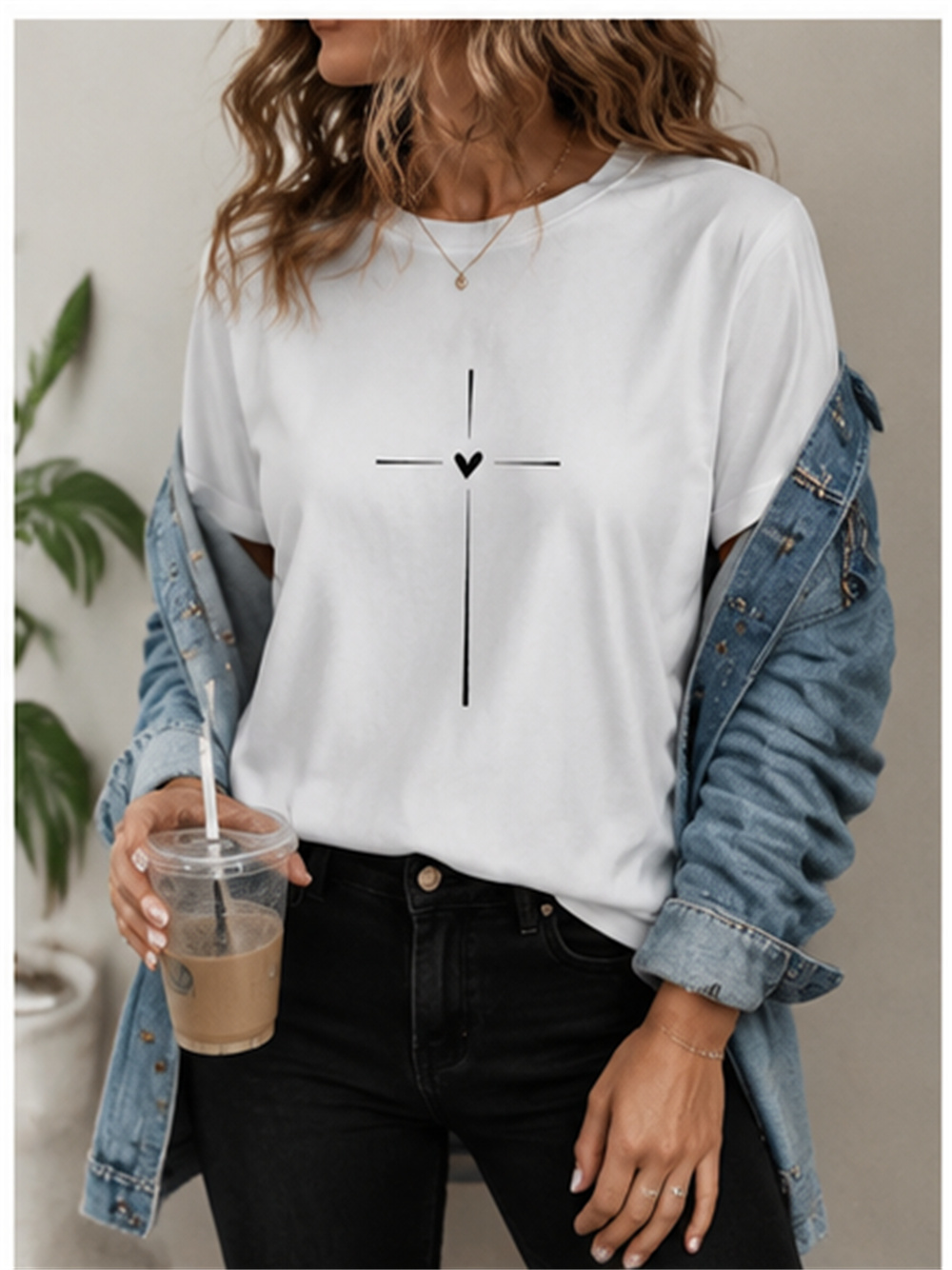 T-shirt de sport décontracté pour femmes, col rond, T-shirt simple et artistique avec motif croix et cœur, esthétique artistique