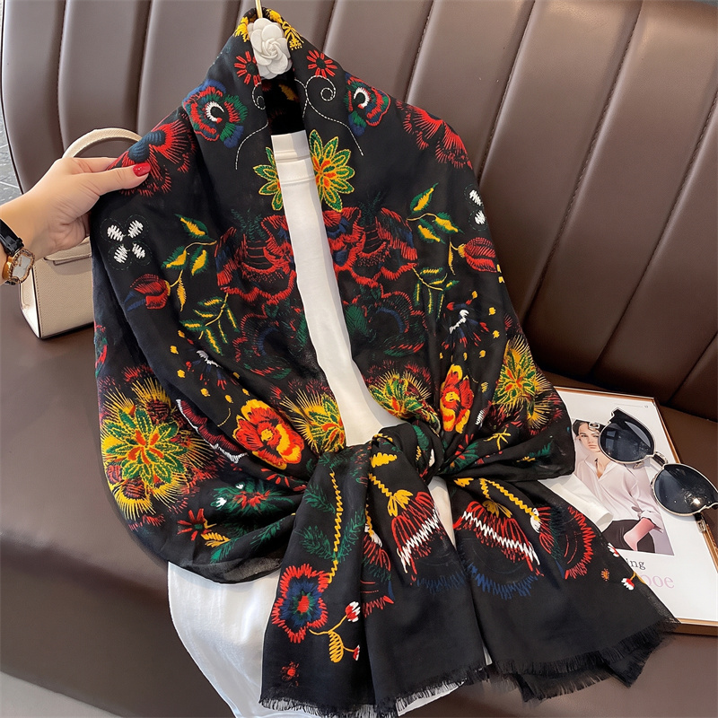 Écharpe Bohème de Luxe en Satin pour Femme, Châle Effet Soie à Motif Floral Paisley, Idéal Printemps-Automne, Qualité Supérieure Anti-Plis pour Femme de Bureau
