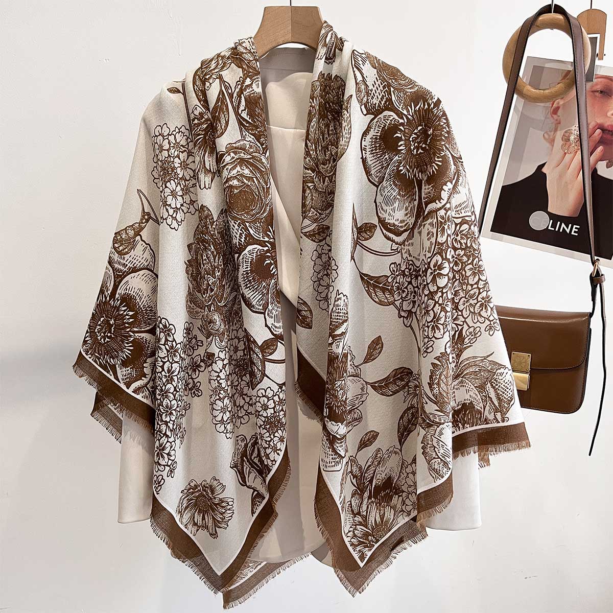 Écharpes de plage 130*130cm, grand châle pour femmes, foulard carré imprimé floral d'été, écharpes de luxe, bandanas, hijab élégant