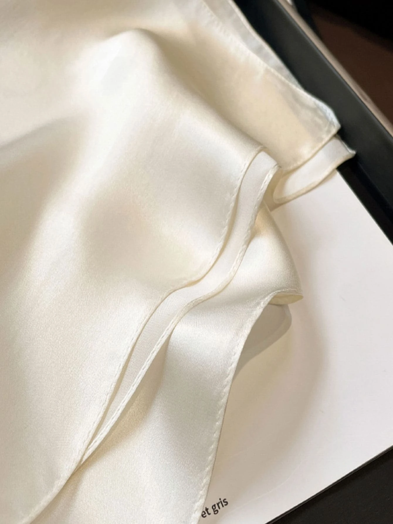 Foulard carré polyvalent en Imitation soie pour femmes, couleur unie, à la mode, sac de taille, Bandana, bandeau pour cheveux
