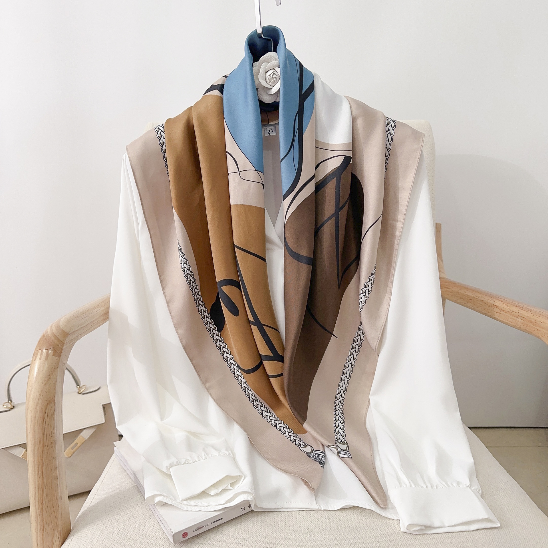 Foulard carré en sergé pour femmes, châle imprimé, enveloppes de la présidence féminine, foulard pour les cheveux, bandana pour les mains, foulards pour la tête, hijab, crème solaire de plage, 90cm