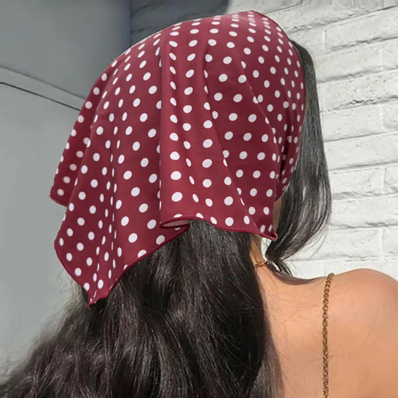 Bandana vintage rouge à pois, foulard triangulaire pour femmes, accessoires pour cheveux, foulard triangulaire bohème, bandeau rétro pour cheveux