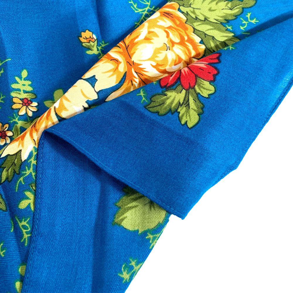 Châles et enveloppes carrés en Viscose imprimé Floral pour femmes, écharpe de voyage Boho, châle russe, foulard National, grand Bandana, nouvelle collection 2023