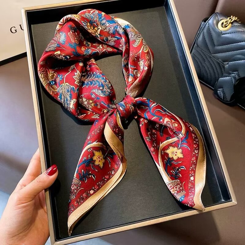 Écharpe 100% soie avec imprimé Paisley, bandana carré pour femme, écharpe rouge rétro classique, bandeau, petit châle, ceinture de taille