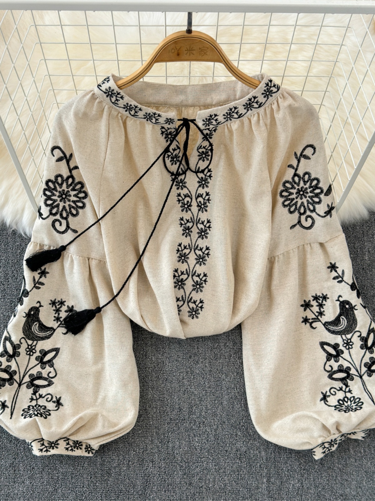 Boho été Blusas De Mujer à lacets col rond manches bouffantes broderie florale femme Blusas Femininas décontracté tout-puissant hauts livraison directe