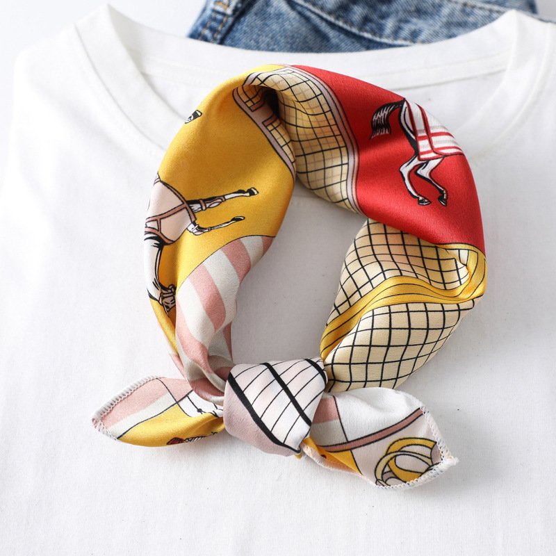 Nouveau Foulard Carré d'Été pour Femme, Foulard en Soie Imprimé, Écharpe Décorative, Foulard à Rayures et Motifs Animaux de Dessin Animé