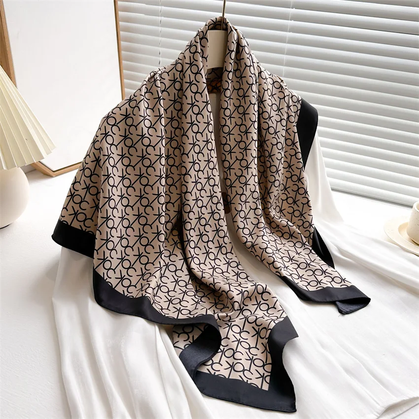 2025 nouvelle mode léger luxe lettres imprimer foulard en soie 90 cm femmes sergé Simple carré foulards dames crème solaire châle foulard