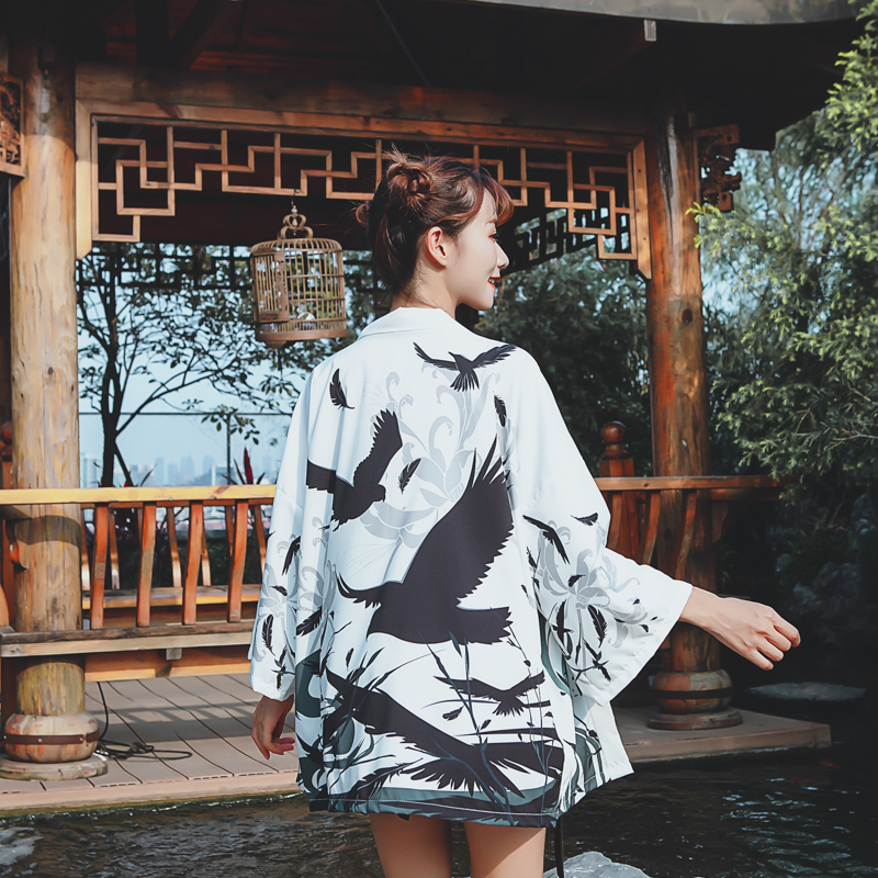Kimono japonais pour femme, cardigan d'été traditionnel, yukata cosplay 2026, obi féminin, streetwear japonais, chemise haori, vêtements