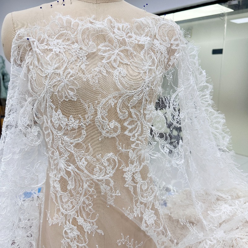 3M par pièce, dentelle à bordure blanc cassé pour cils, populaire à l'étranger pour voile de mariée et châle, ajoutant une touche d'élégance