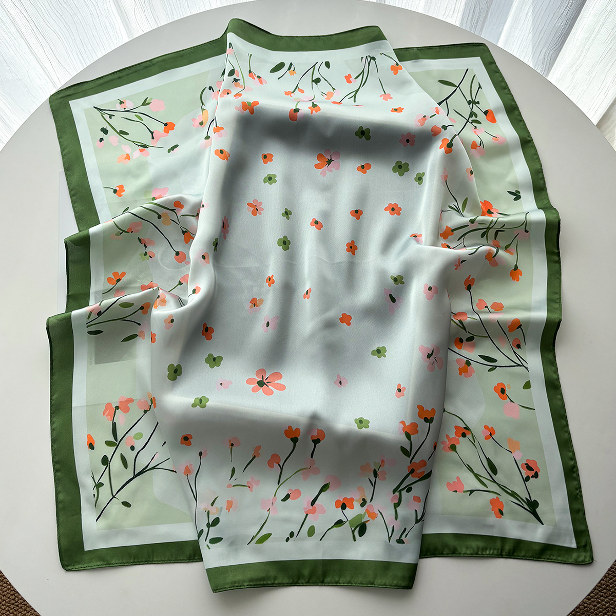 Élégant Foulard Carré en Soie Imitation Satin à Motifs Floraux pour Femme, Bandeaux et Châles