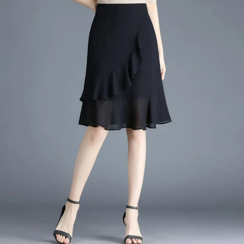 Demi-jupe en mousseline de soie noire pour femmes, mode coréenne, nouvelle collection d'été, bureau, taille haute, volants, jupe Slim en queue de poisson assortie avec tout