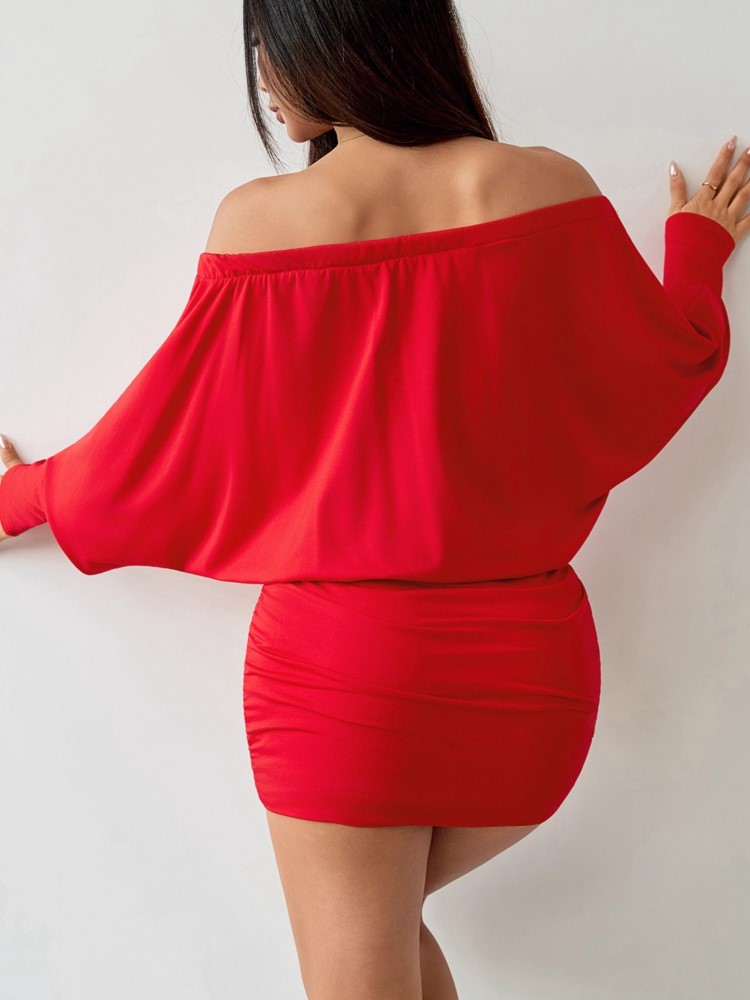 Robe de transport de tempérament pour femmes, Style Sexy, asymétrique épaule dénudée, couleur unie, manches longues, robes enveloppées dans les hanches, printemps été
