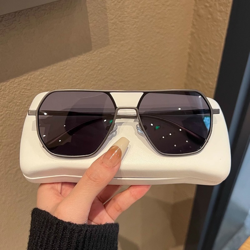 Lunettes de soleil photochromiques pour hommes, lunettes de soleil carrées à grande monture tendance pour femmes, lunettes de soleil de conduite